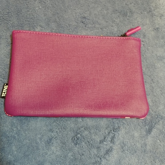 Pink Star Pattern Ispy Clutch - Picture 2 of 4